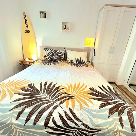 Aloha Apartment Burgas Bagian luar foto