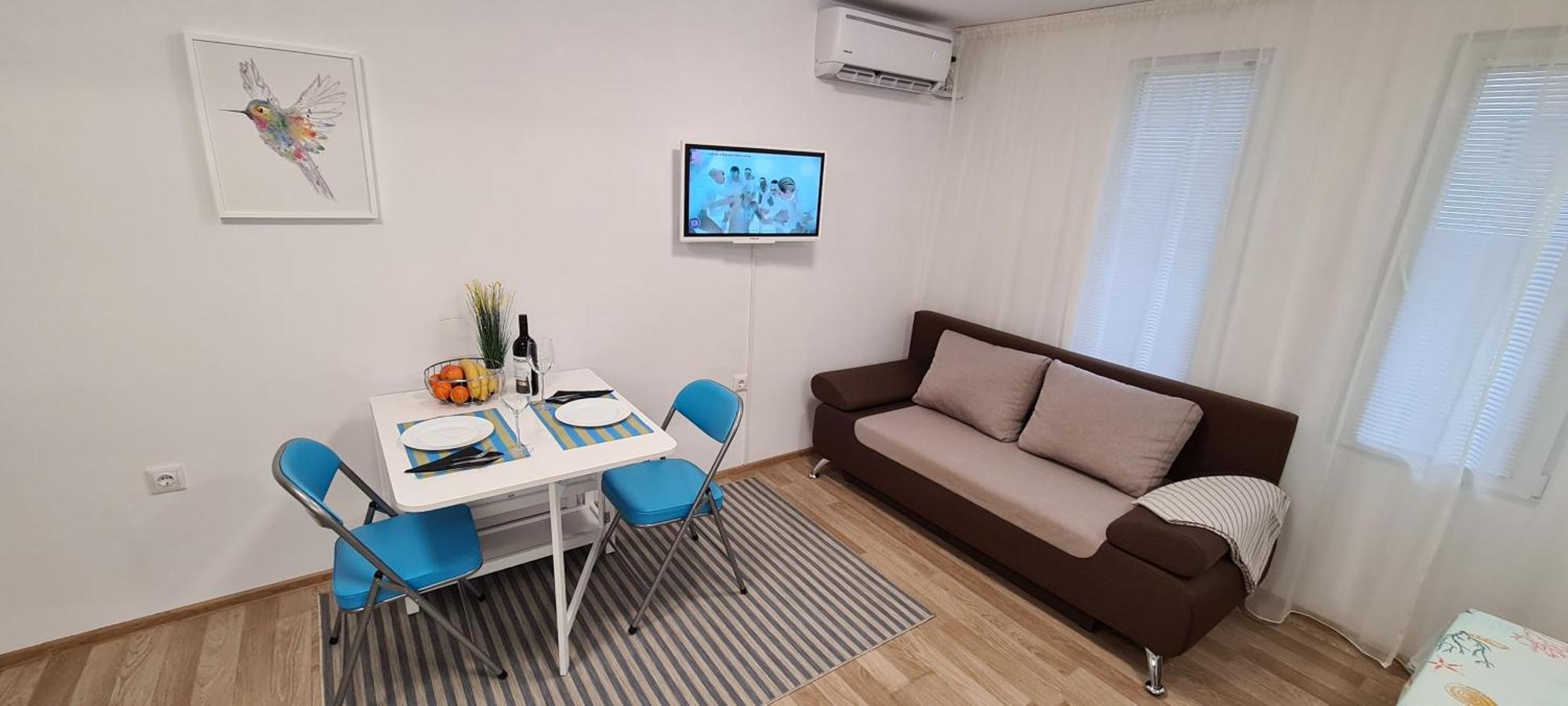 Aloha Apartment Burgas Bagian luar foto